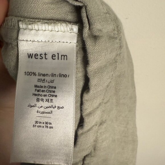 West Elm Pillow Case 20 x 30 Neutral Sage Bedroom Decor Linen Versatile - Picture 3 of 3